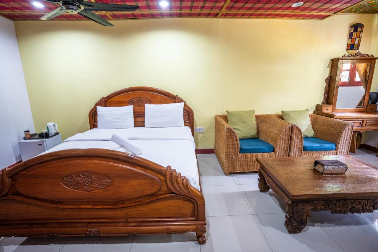 Lost Paradise Resort Batu Feringgi Εξωτερικό φωτογραφία
